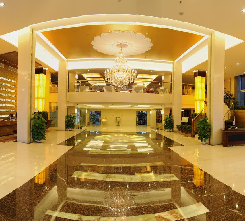 Golden Dragonball Hotel Guilin Exterior foto